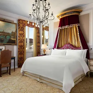 The St. Regis Florenz